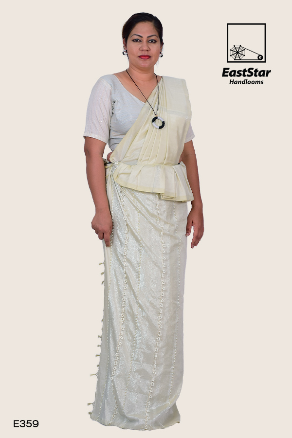 E359-Handwoven-off-white-silk-cotton-saree Off white silk cotton saree handloom with modern design, osari style